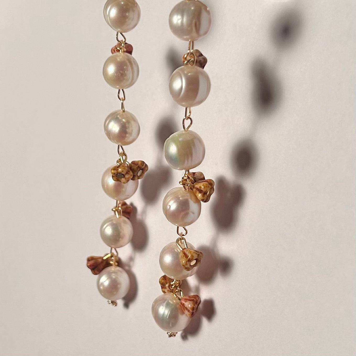 Beauty & Grace, Pearl Chain Dangling Earrings